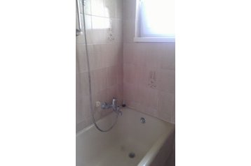 Hrvatska Byt Okrug Gornji, Eksterijer